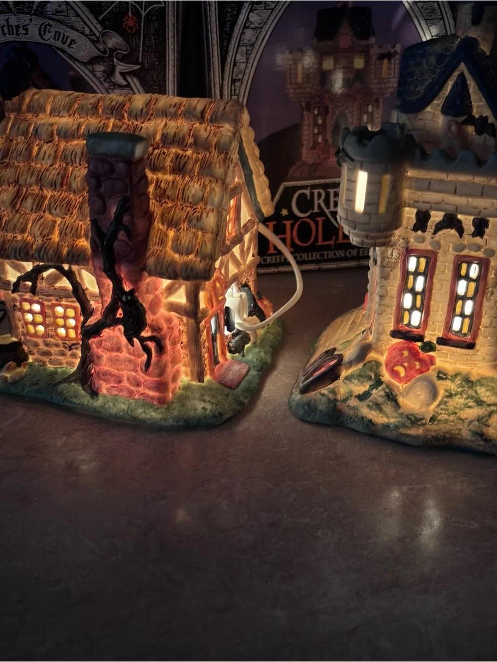 2-VTG Creepy Hollow Witches Cove&Draculas Castle Lighted Halloween House Midwest